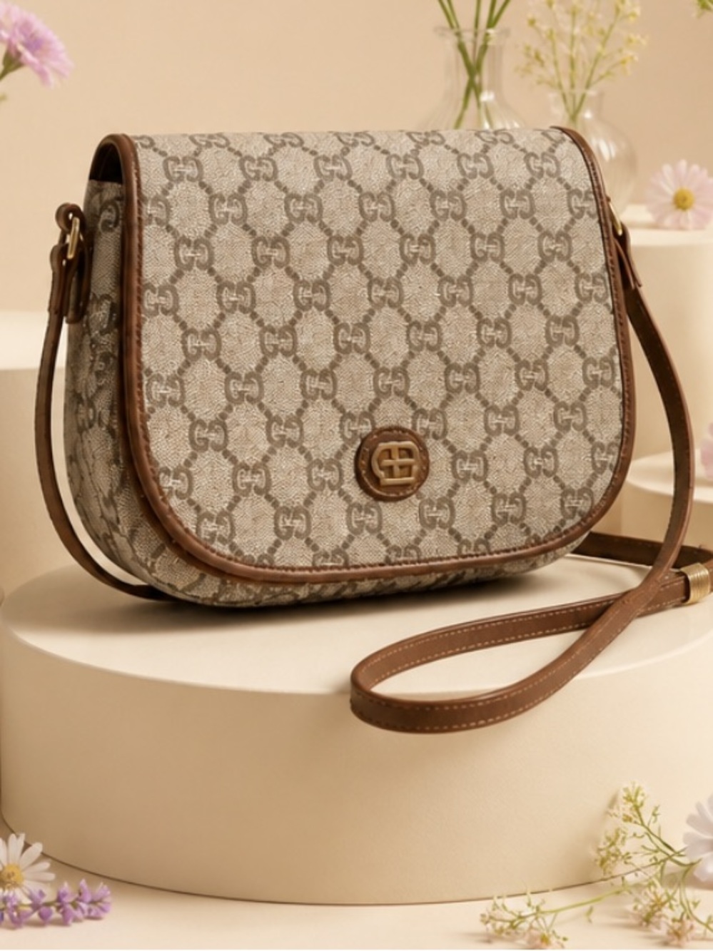 ✋🛑PRICE DROP✋🛑Authentic Gucci Plus Shoulder /Crossbody Bag.